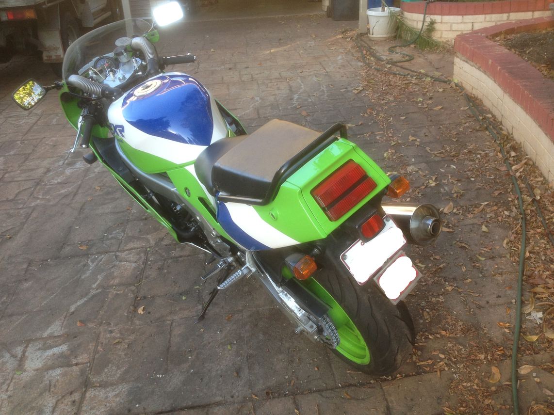 Kawasaki ZXR750 H1